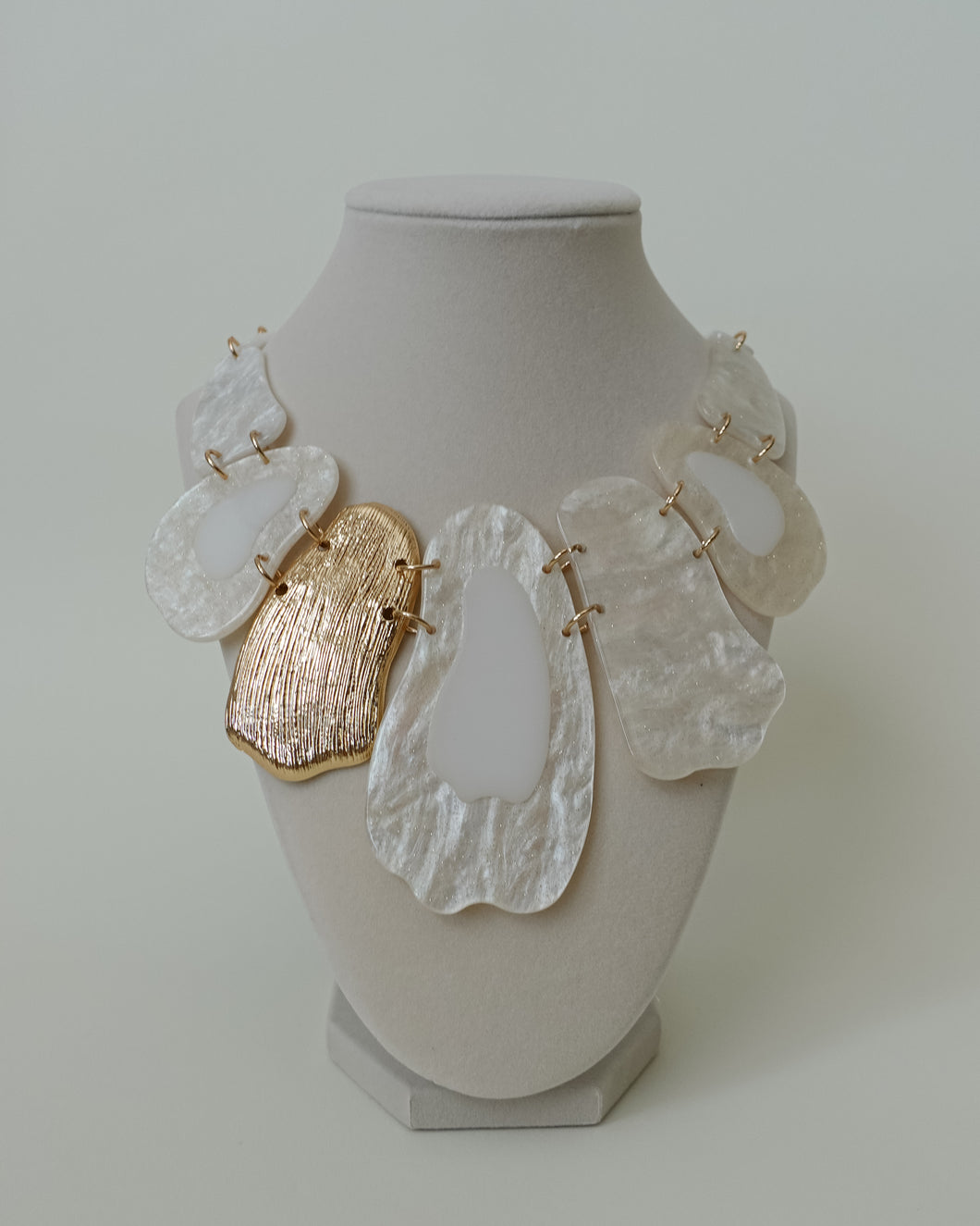 Elle Necklace