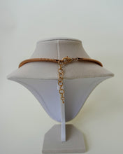 Load image into Gallery viewer, Heart of Gold Statement Necklace
