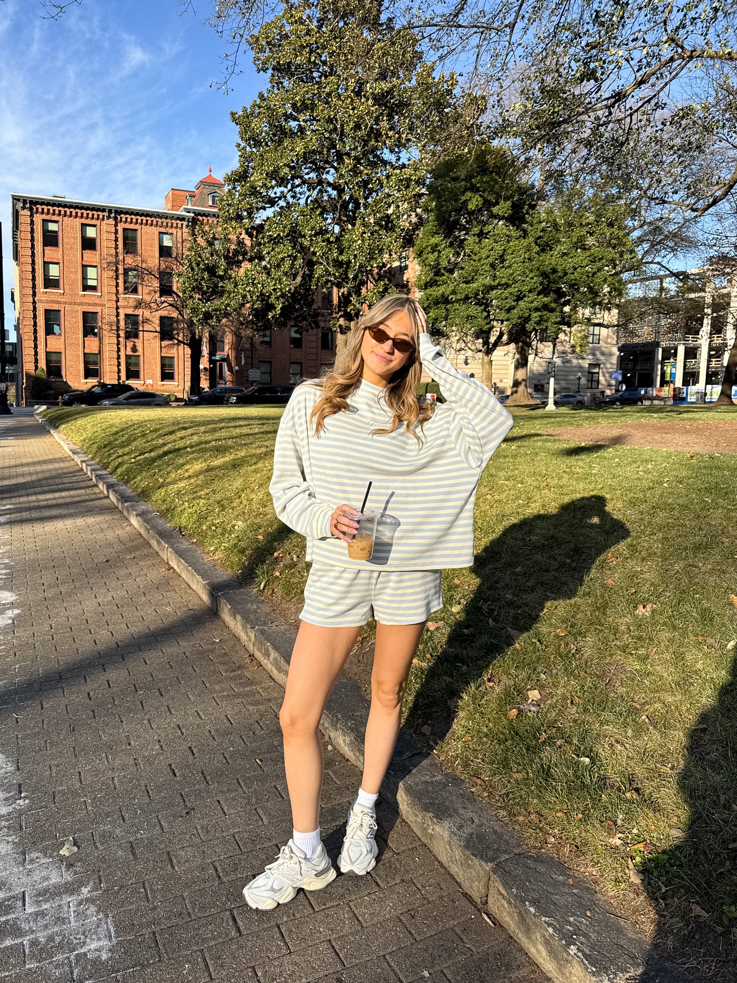 Line & Lounge Matching Set