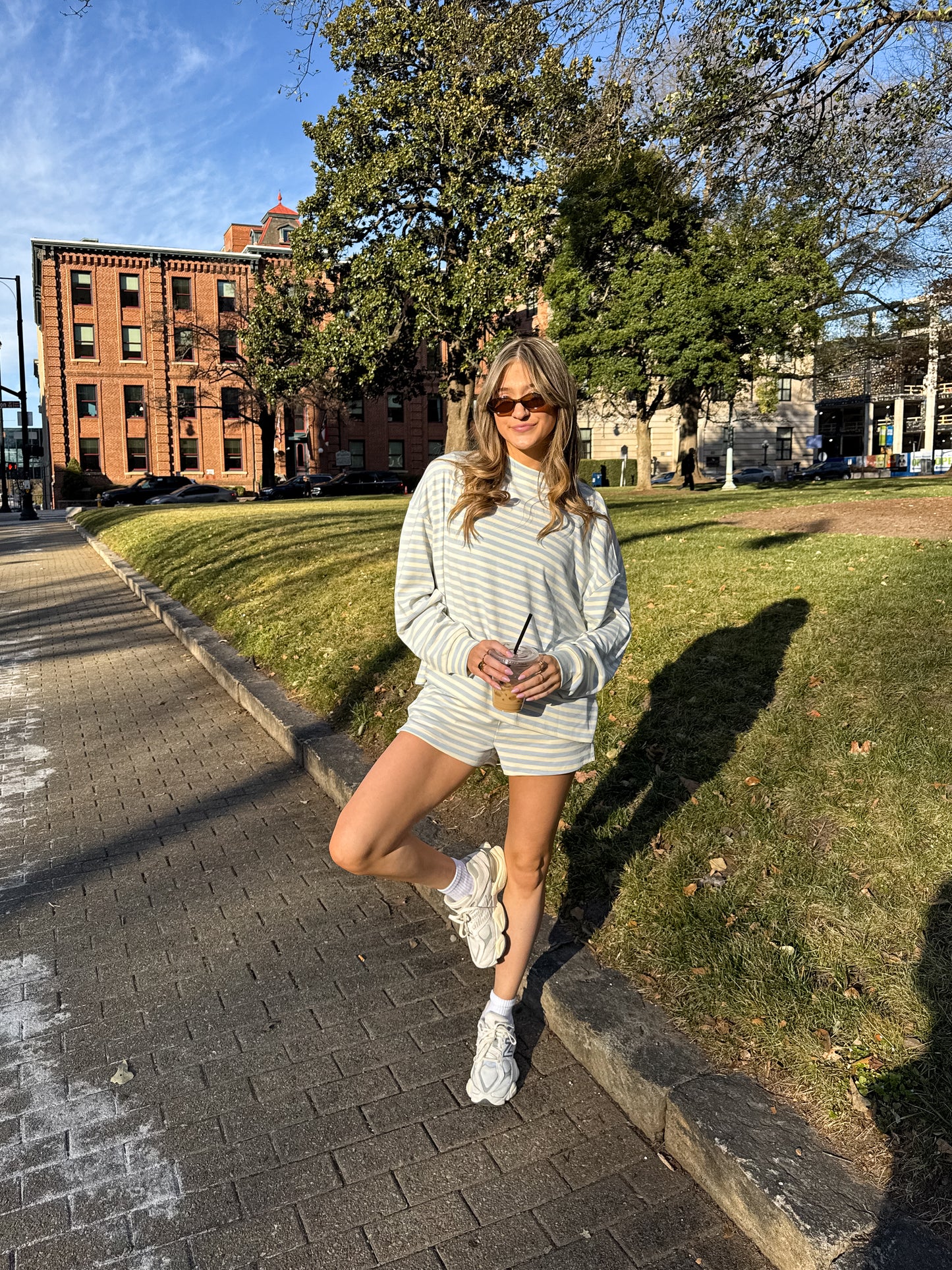 Line & Lounge Matching Set