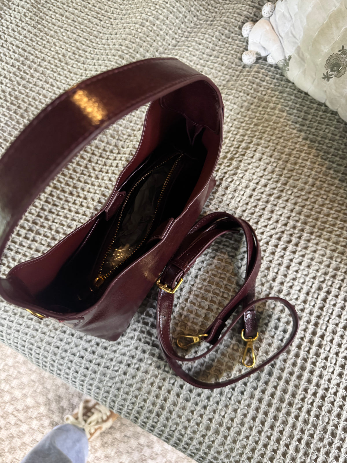 Bordeaux Shoulder Bag